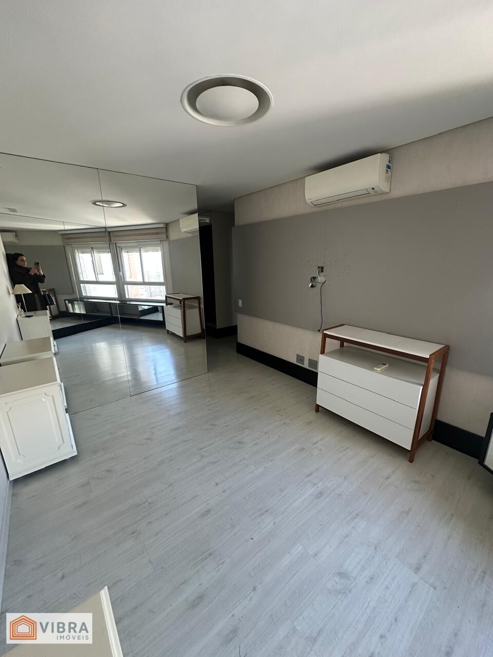 Foto 3 de Apartamento à venda no bairro Alphaville em Barueri/SP