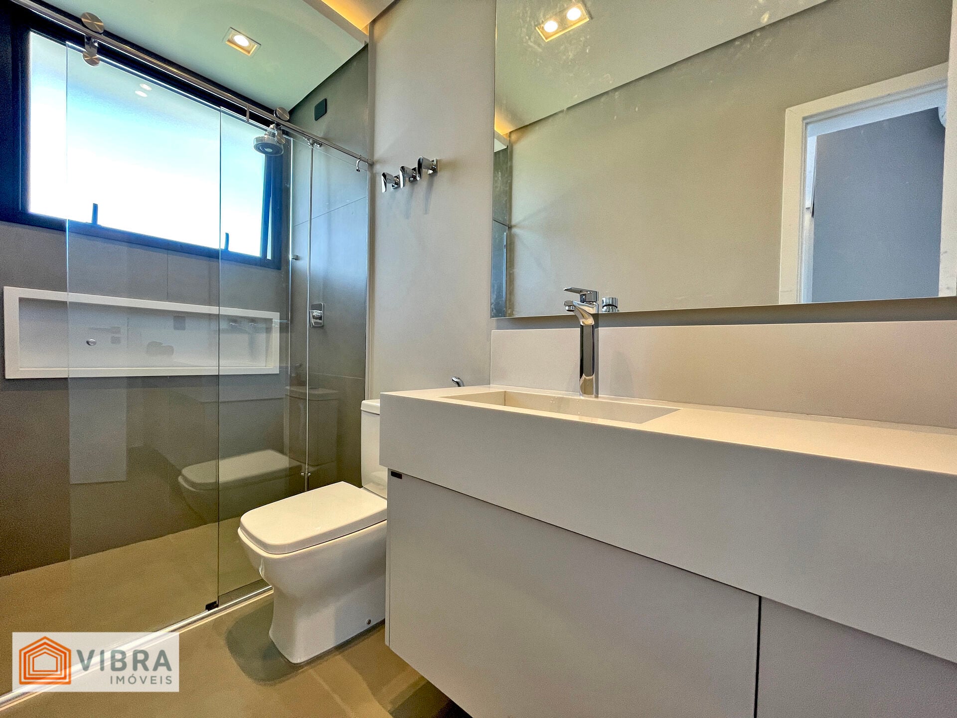 Foto 4 de Casa Alto Padrão à venda no bairro Riviera de São Lourenço