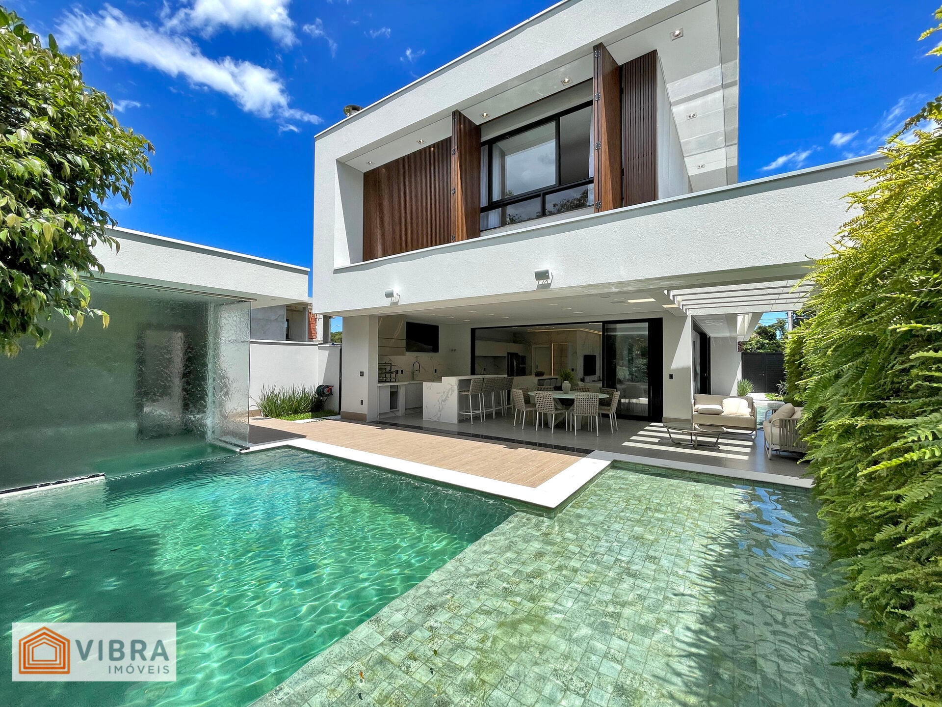 Foto 2 de Casa Alto Padrão à venda no bairro Riviera de São Lourenço