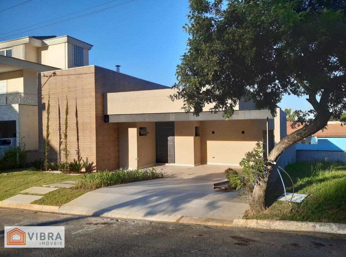 Casa nova e térrea à venda no bairro Alphaville