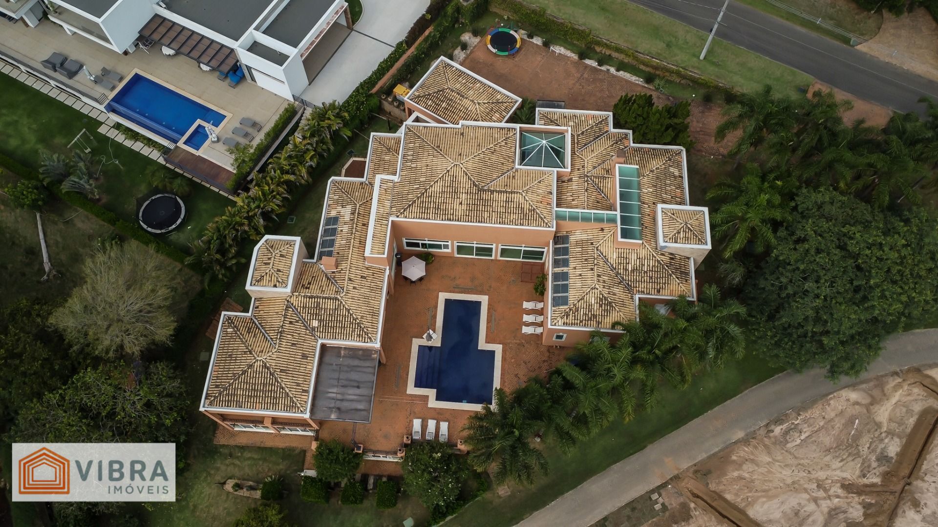Casa Alto Padrão à venda no Condomínio Residencial Terras de São José