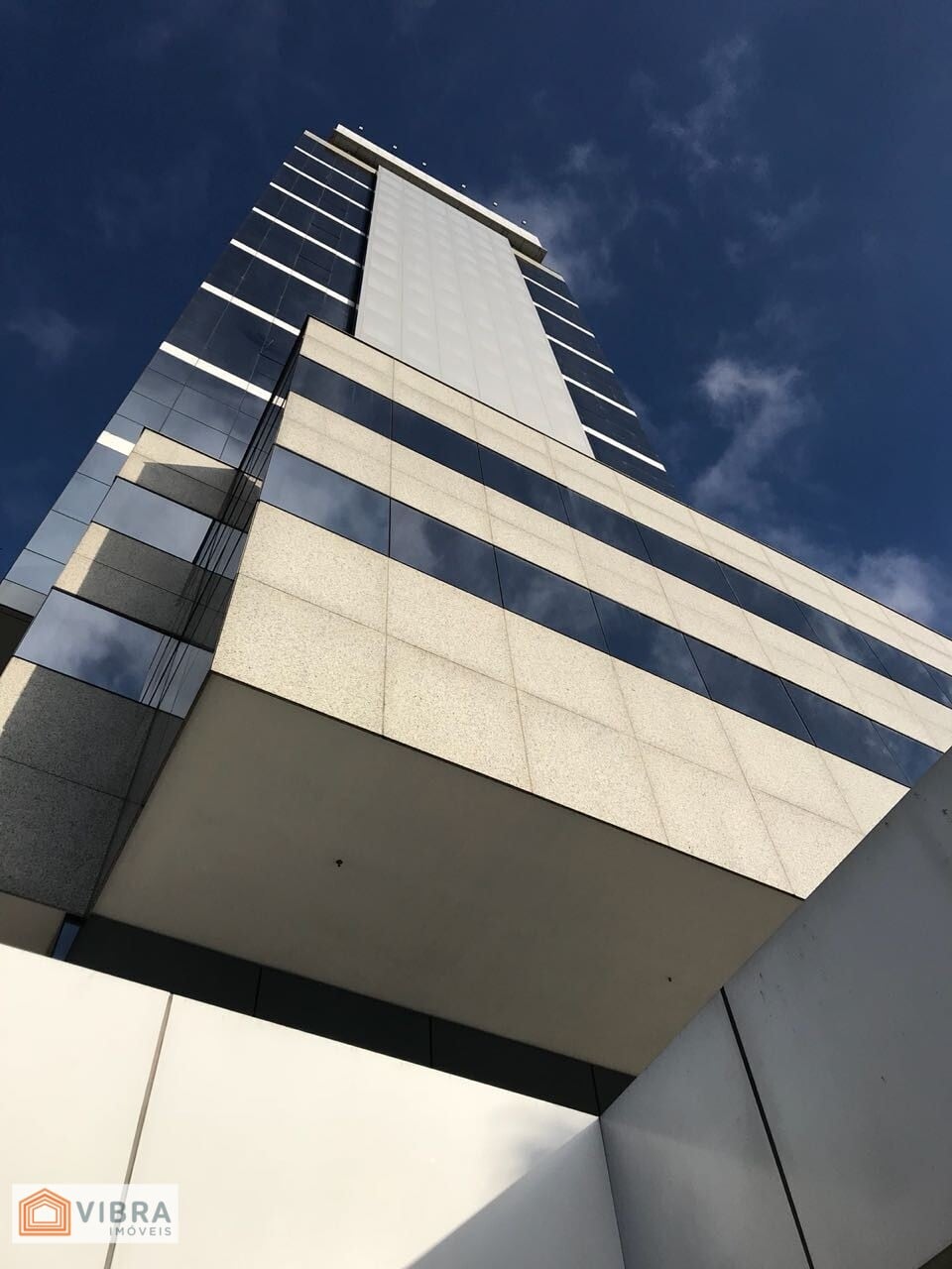 Foto 3 de Sala Comercial para alugar no Edifício Office Tamboré - Alphaville