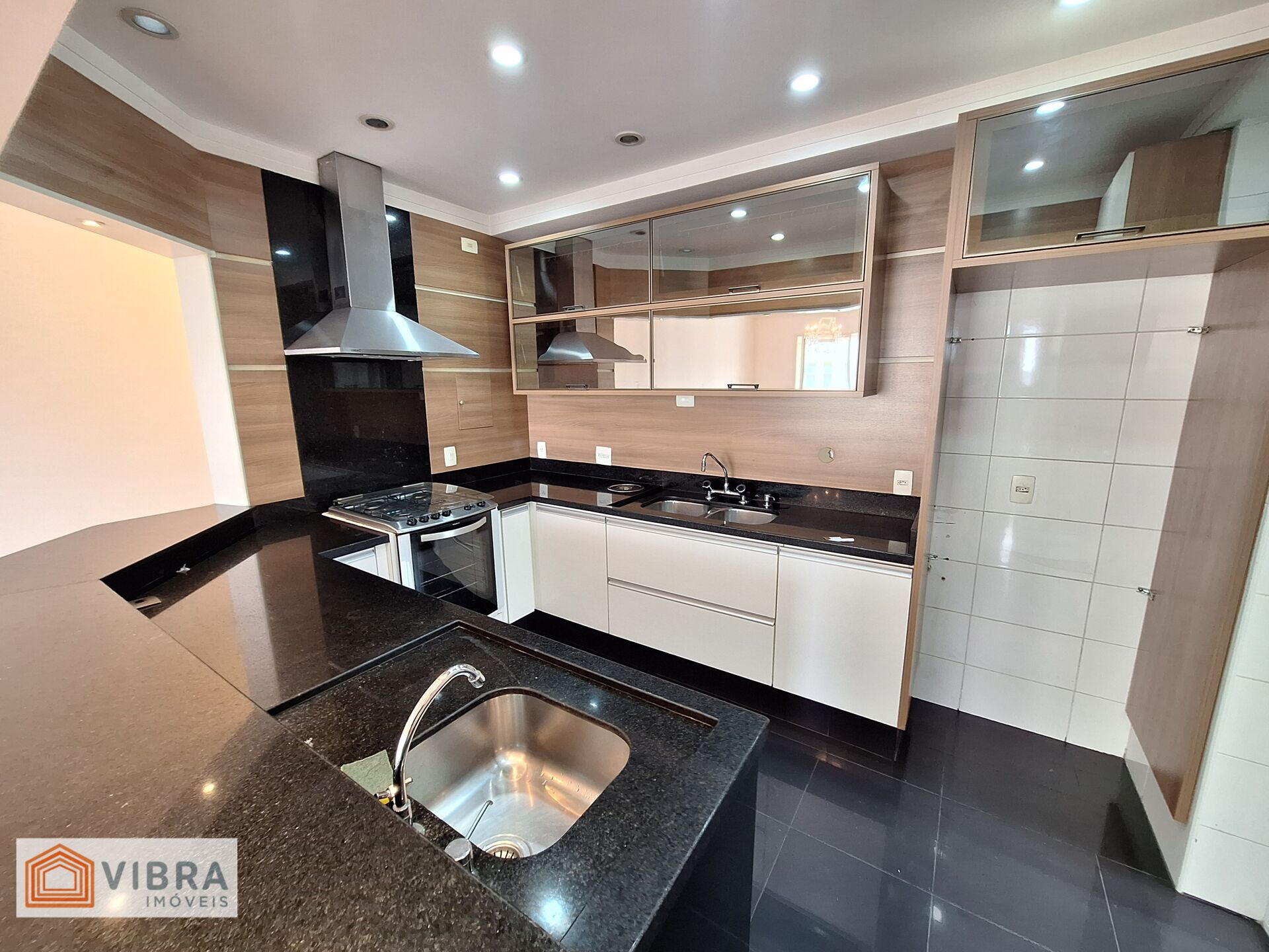 Foto 5 de Apartamento para alugar no bairro Residencial Tres (Tambore) em Santana de Parnaíba/SP