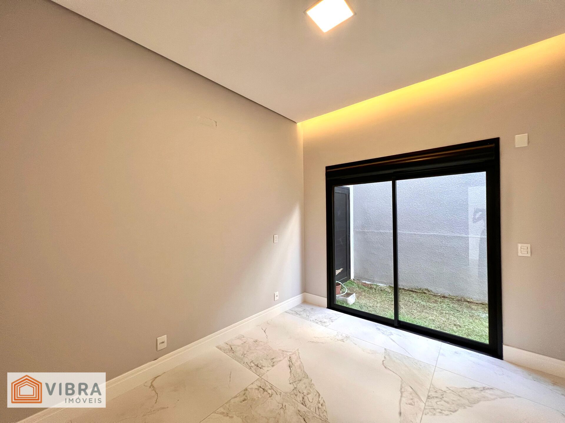 Foto 5 de Casa Sobrado à Venda no Residencial Itahyê - Alphaville