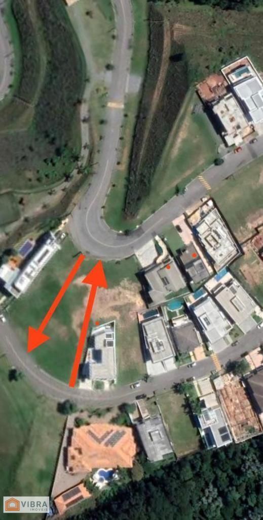 Terreno à venda no Residencial Campos do Conde - Tamboré