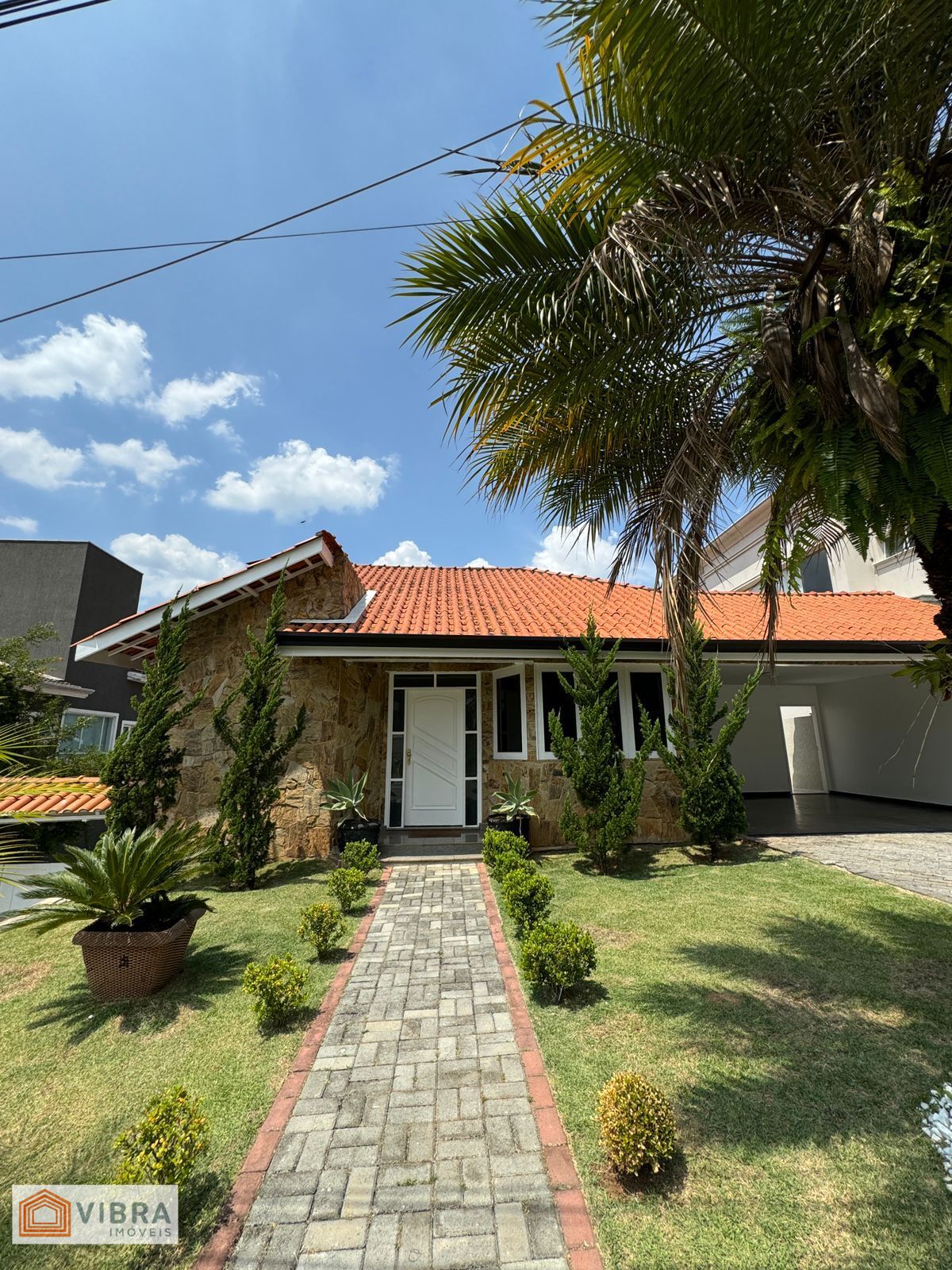 Foto 2 de Casa à venda no bairro Recanto Maravilha III em Santana de Parnaíba/SP