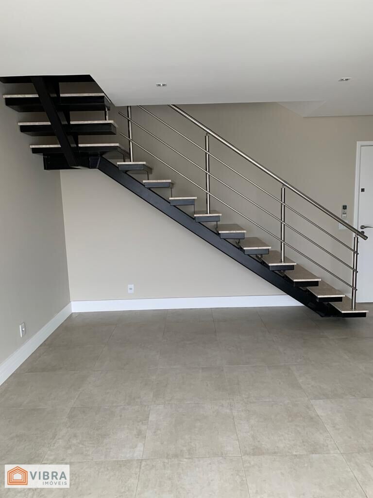 Foto 4 de Apartamento Duplex à venda no Edifício London Ville - Alphaville