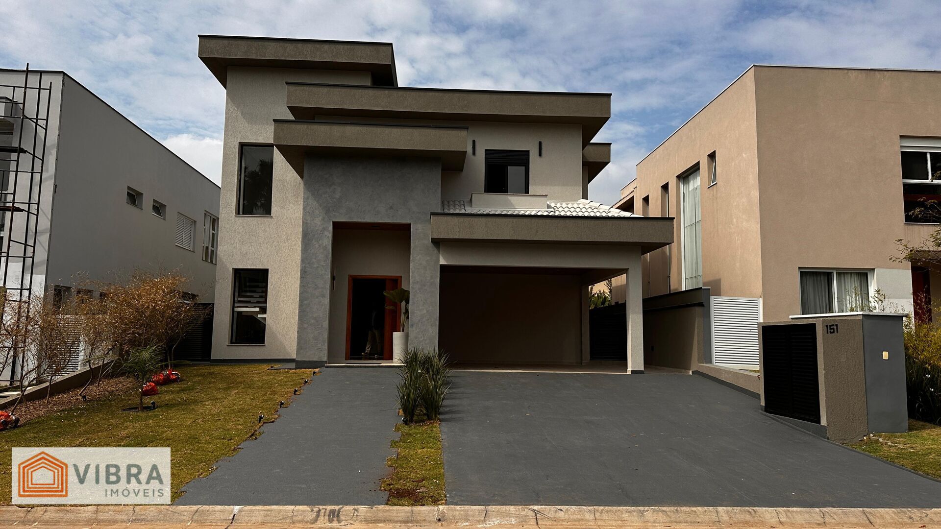 Casa à venda no bairro Alphaville em Santana de Parnaíba/SP