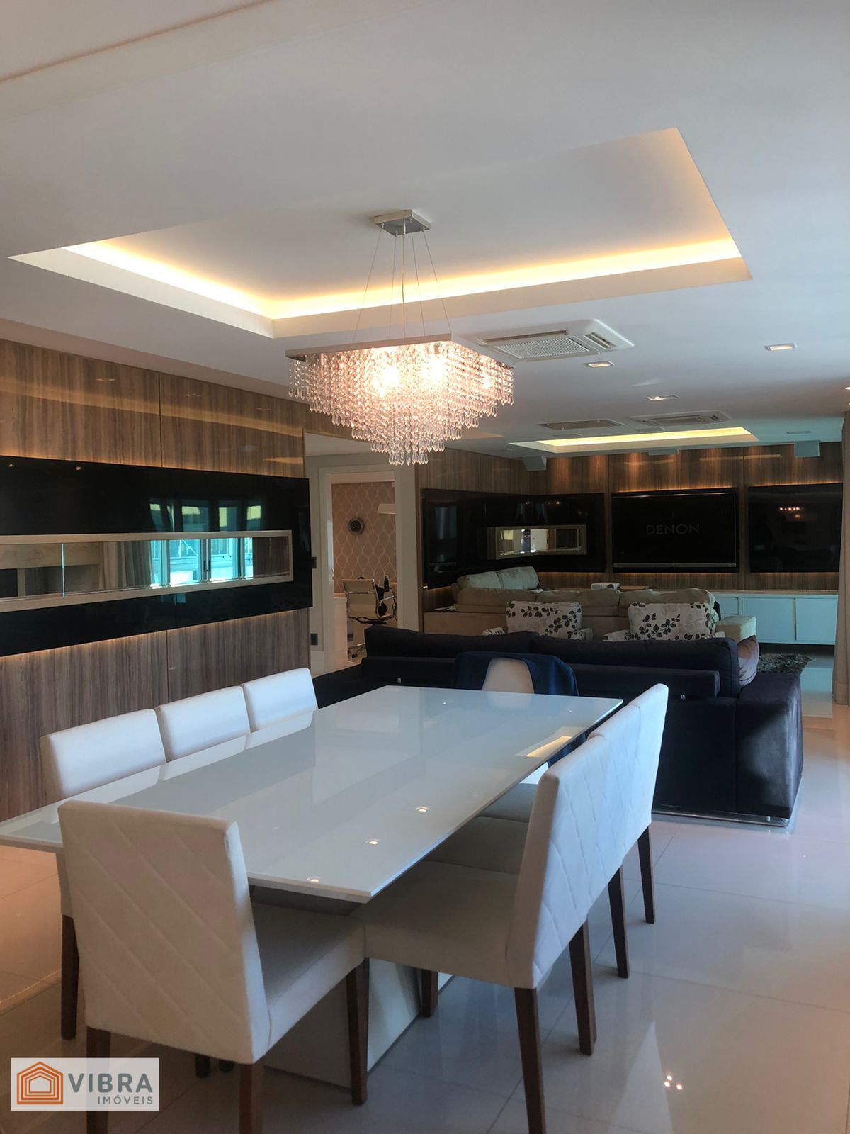 Apartamento Alto Padrão à venda no Edifício Vogue