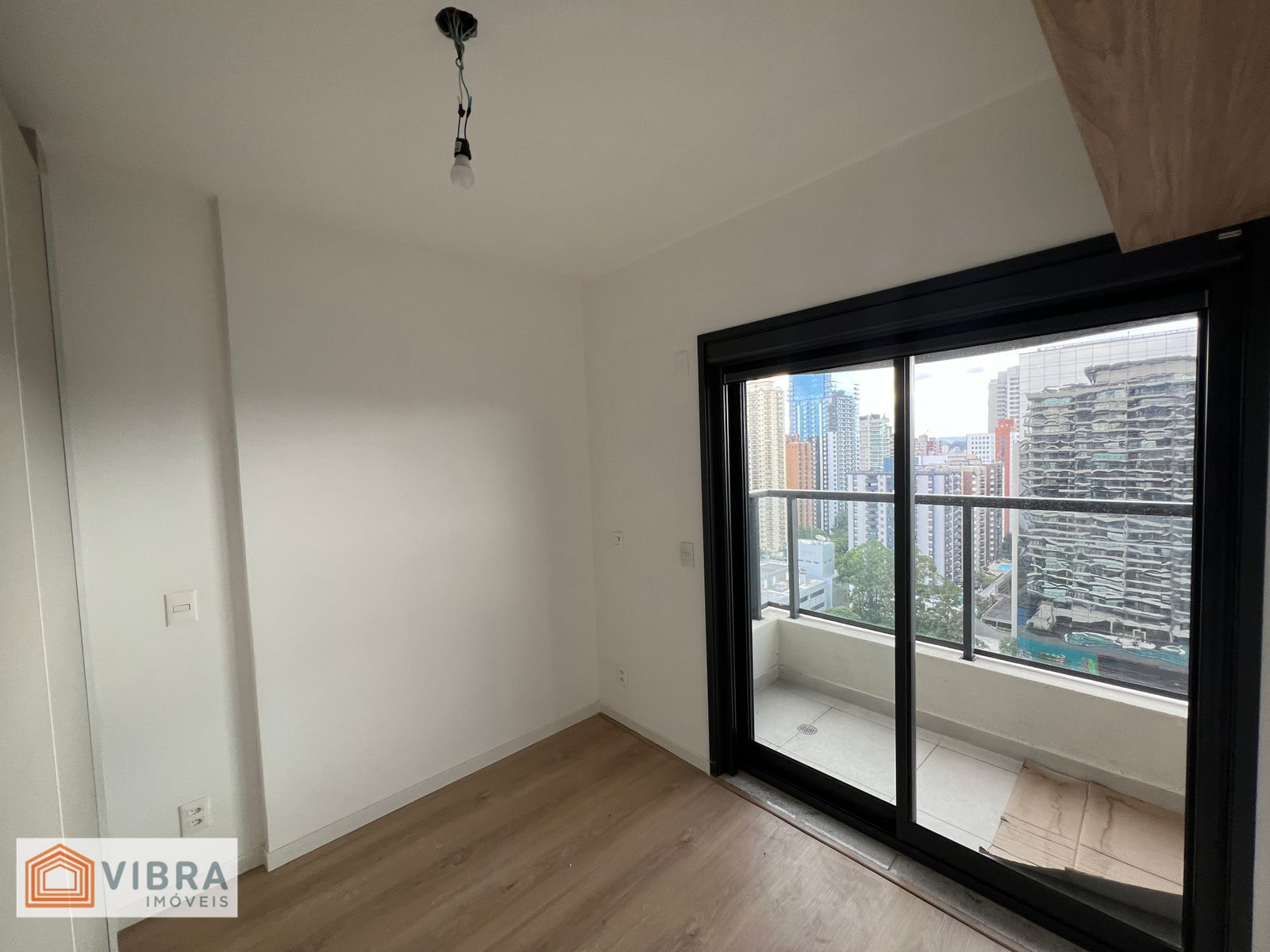Apartamento à venda no bairro Alphaville Industrial em Barueri/SP