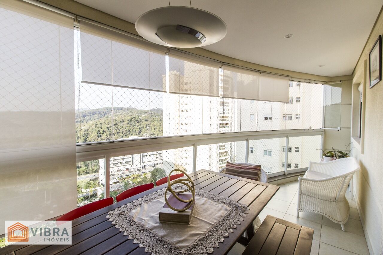 Casa à venda no bairro Alphaville em Barueri/SP