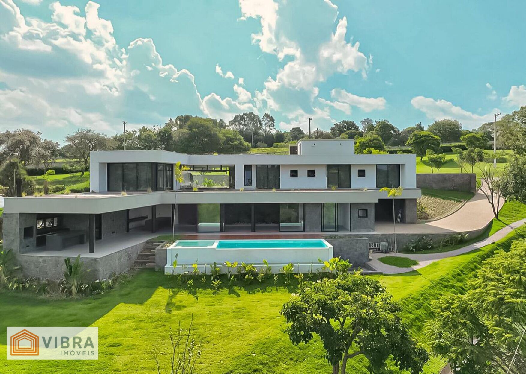 Casa Alto Padrão à Venda no Condomínio Residencial Paraíso Marriot