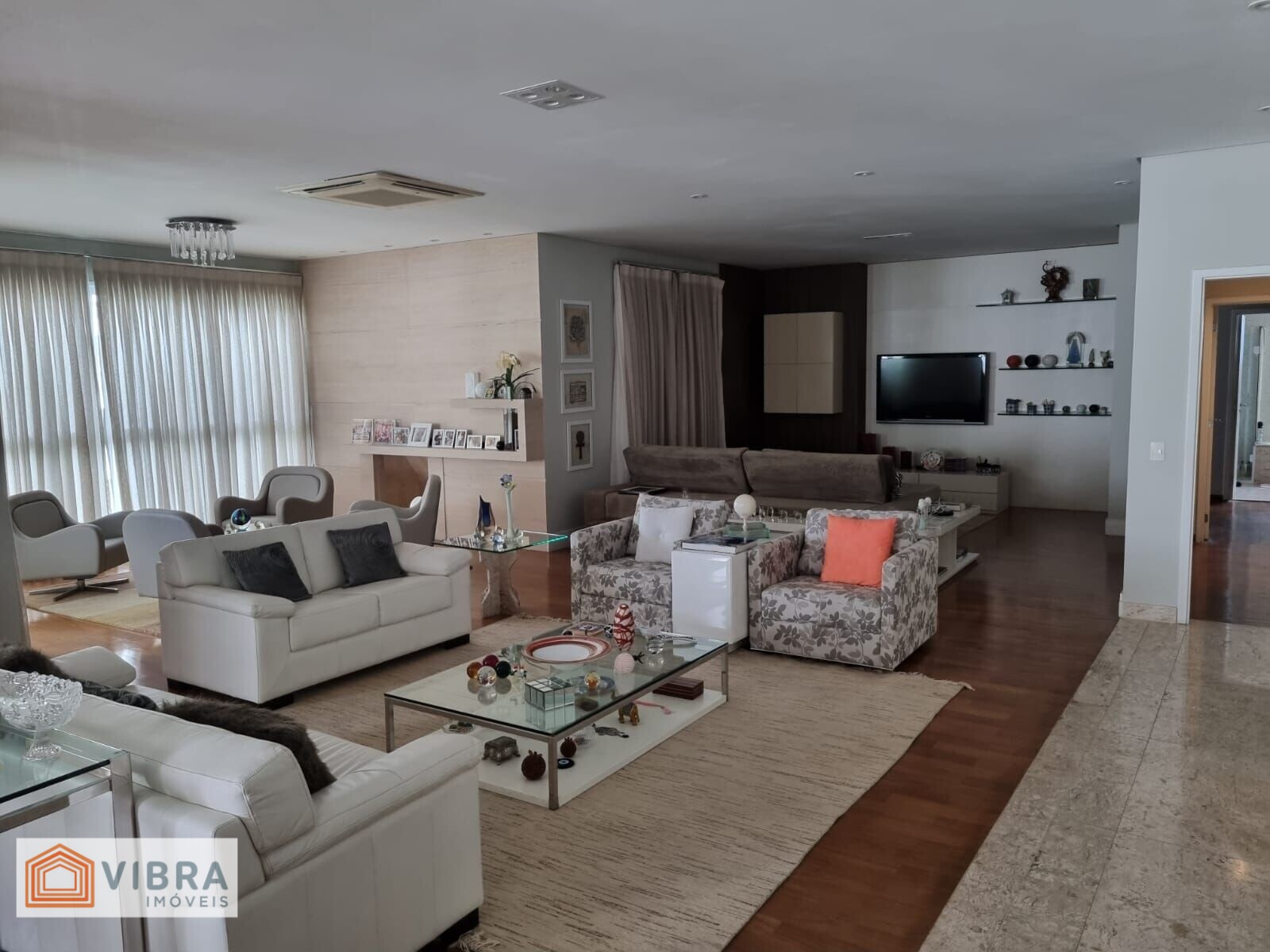 Foto 4 de Apartamento Alto Padrão para alugar no Condomínio The Penthouses -Tamboré