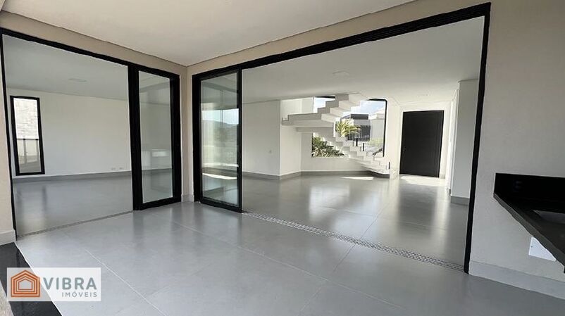 Foto 2 de Casa à venda no bairro Alphaville em Santana de Parnaíba/SP