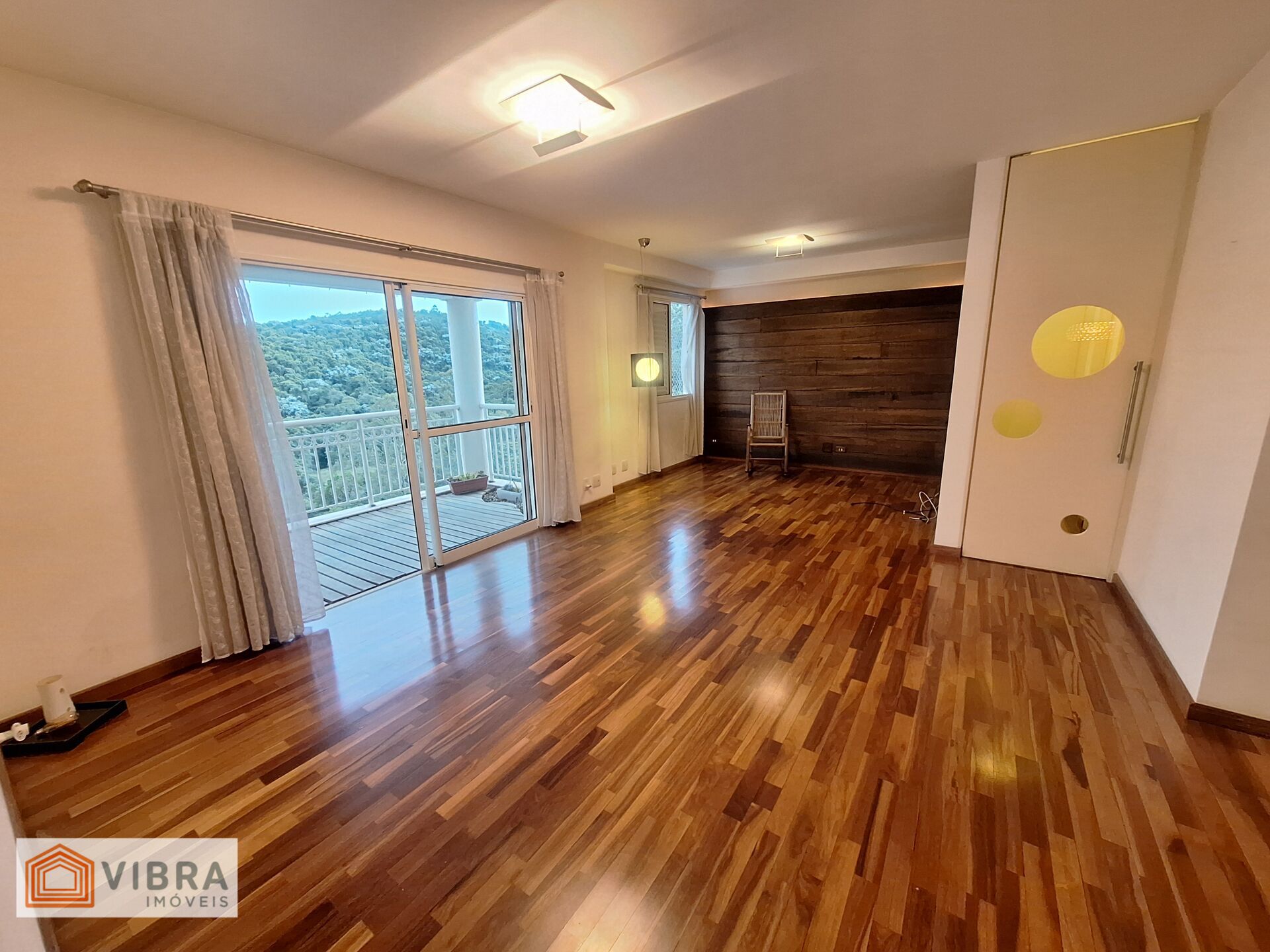 Foto 3 de Apartamento à venda no bairro Tamboré em Santana de Parnaíba/SP