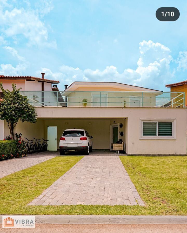 Casa à venda no bairro Alphaville em Santana de Parnaíba/SP