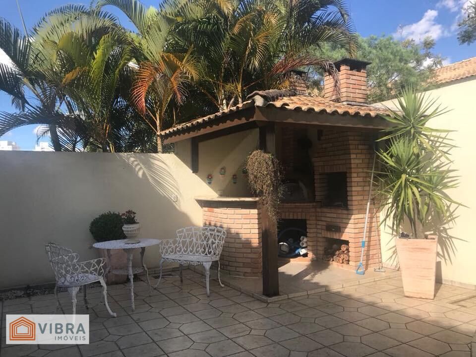 Casa à venda no bairro Tamboré em Santana de Parnaíba/SP