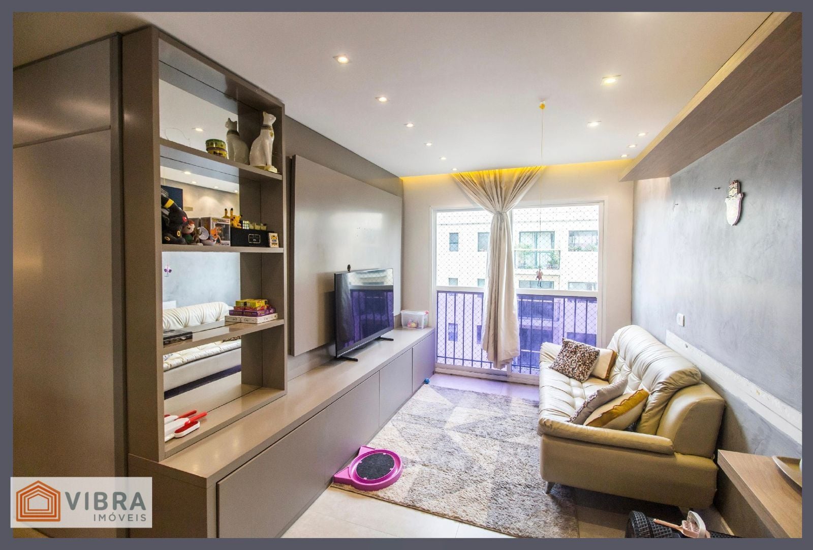 Apartamento para alugar no bairro Condomínio Centro Comercial Alphaville em Barueri/SP