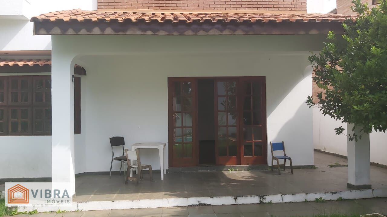 Foto 2 de Casa para alugar no Residencial Nove (Alphaville)