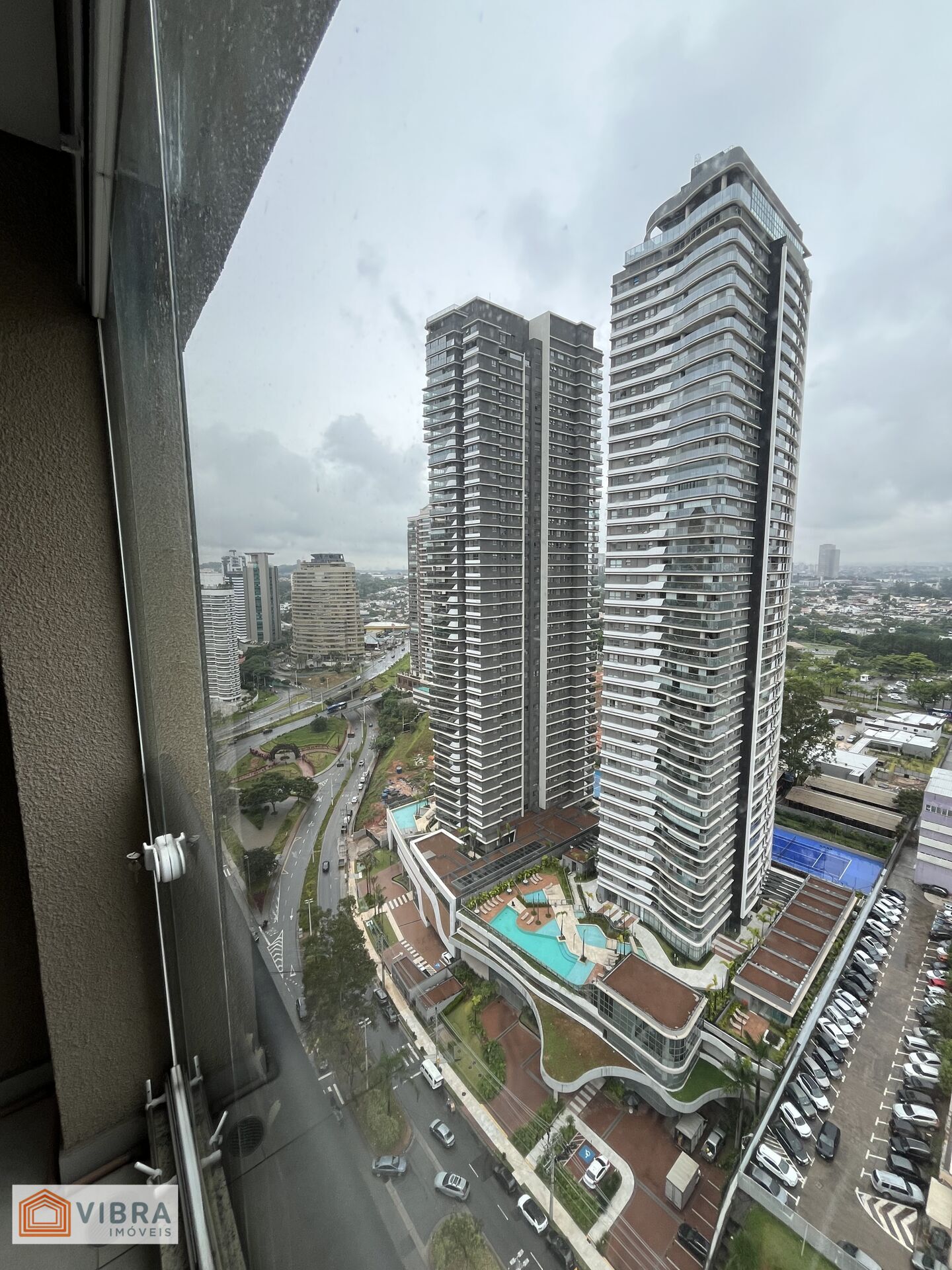 Apartamento para alugar no bairro Alphaville em Barueri/SP
