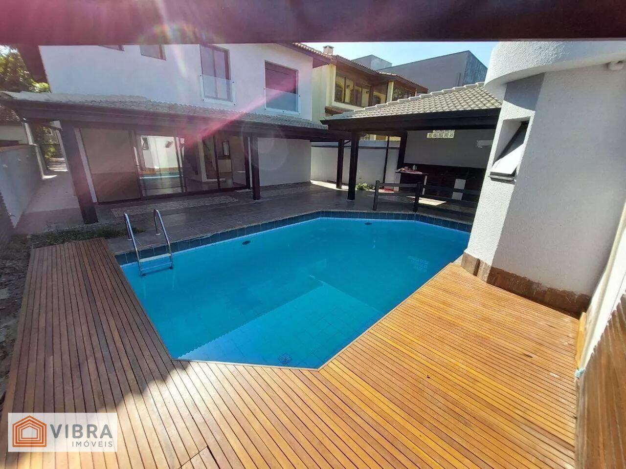 Foto 2 de Casa à venda no bairro Alphaville em Santana de Parnaíba/SP