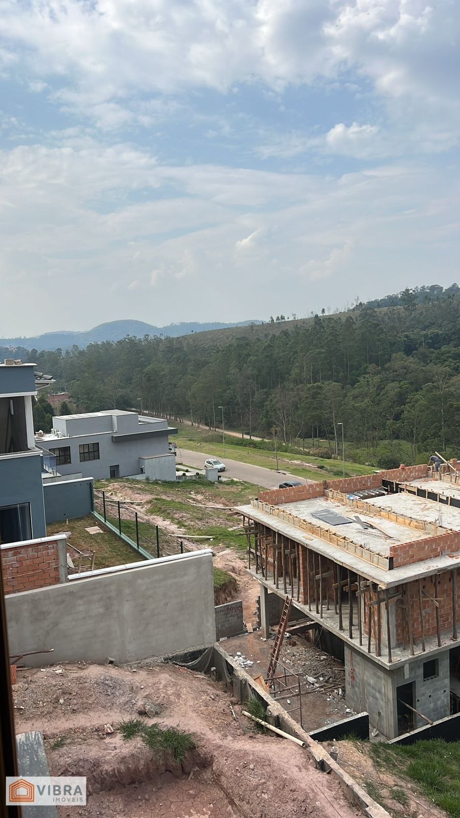 Foto 4 de Terreno à venda no bairro Colinas da Anhangüera em Santana de Parnaíba/SP