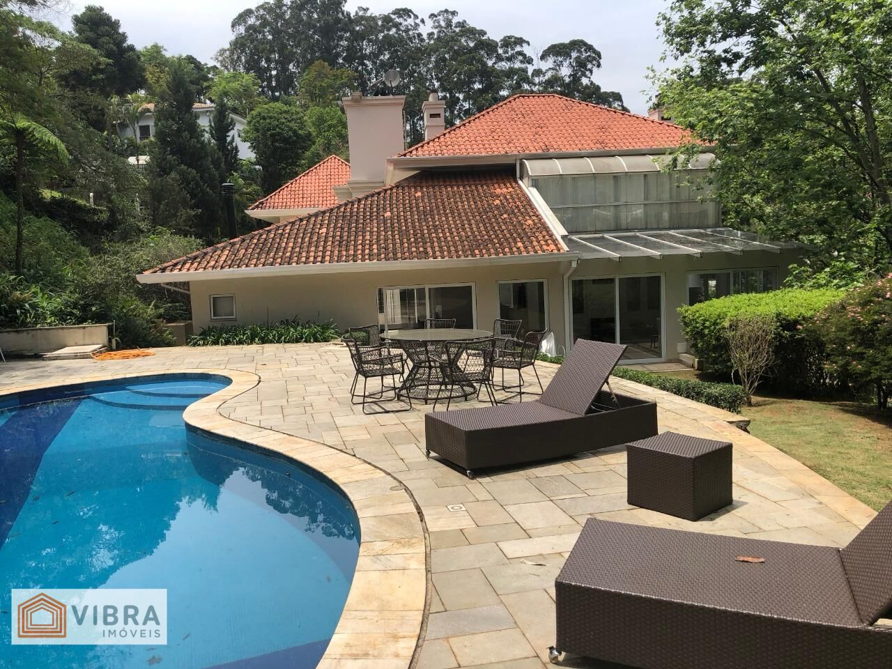 Casa à venda no bairro Alphaville em Santana de Parnaíba/SP