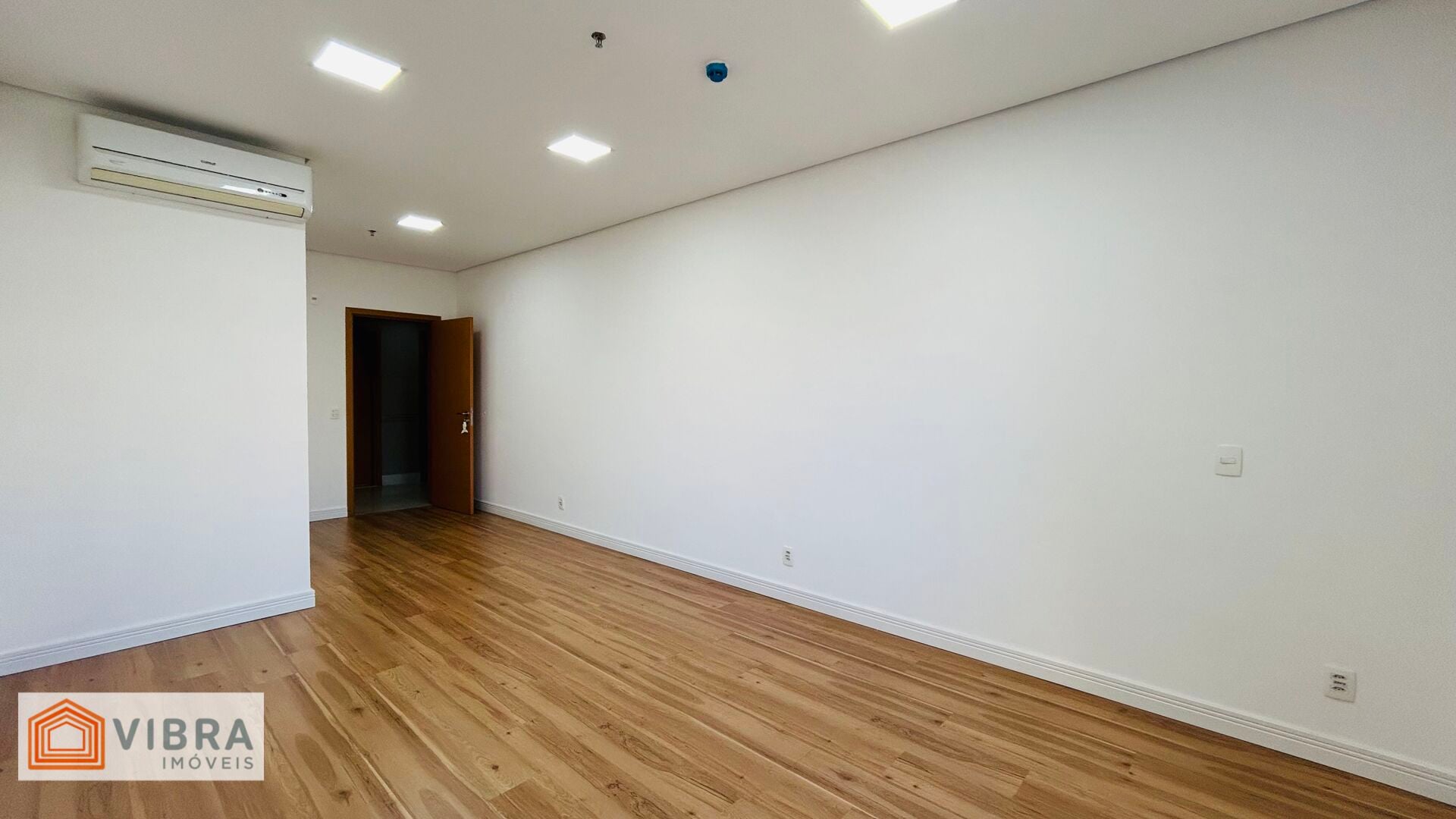 Foto 4 de Sala comercial para alugar no bairro Alphaville em Santana de Parnaíba/SP