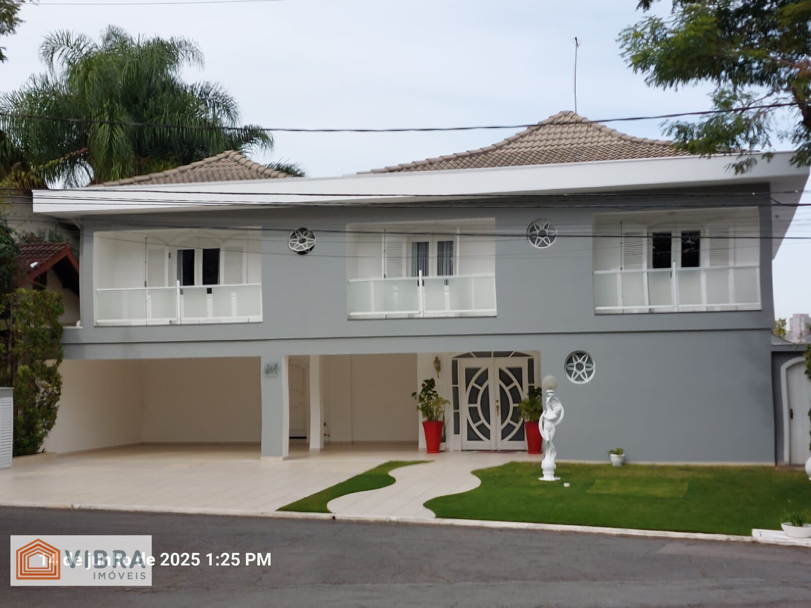 Casa à venda no bairro Alphaville em Santana de Parnaíba/SP
