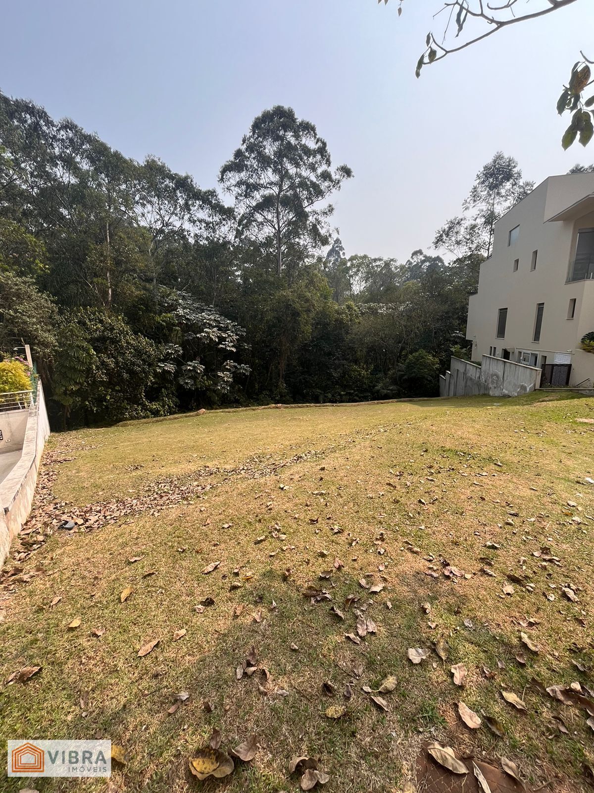 Terreno à venda no bairro Tamboré em Santana de Parnaíba/SP