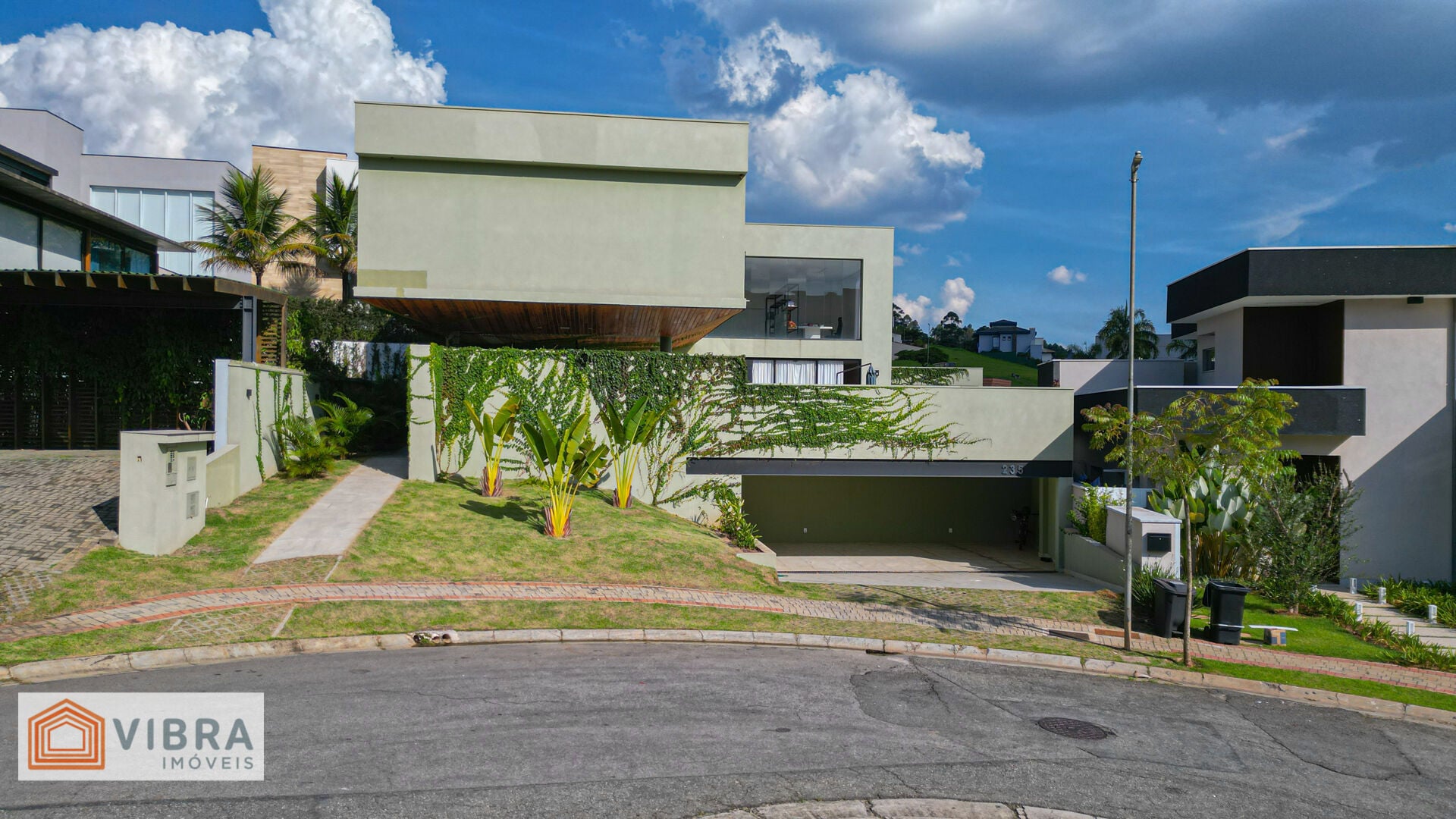 Foto 5 de Casa Alto Padrão à Venda no Residencial Morada dos Pinheiros - Aldeia da Serra