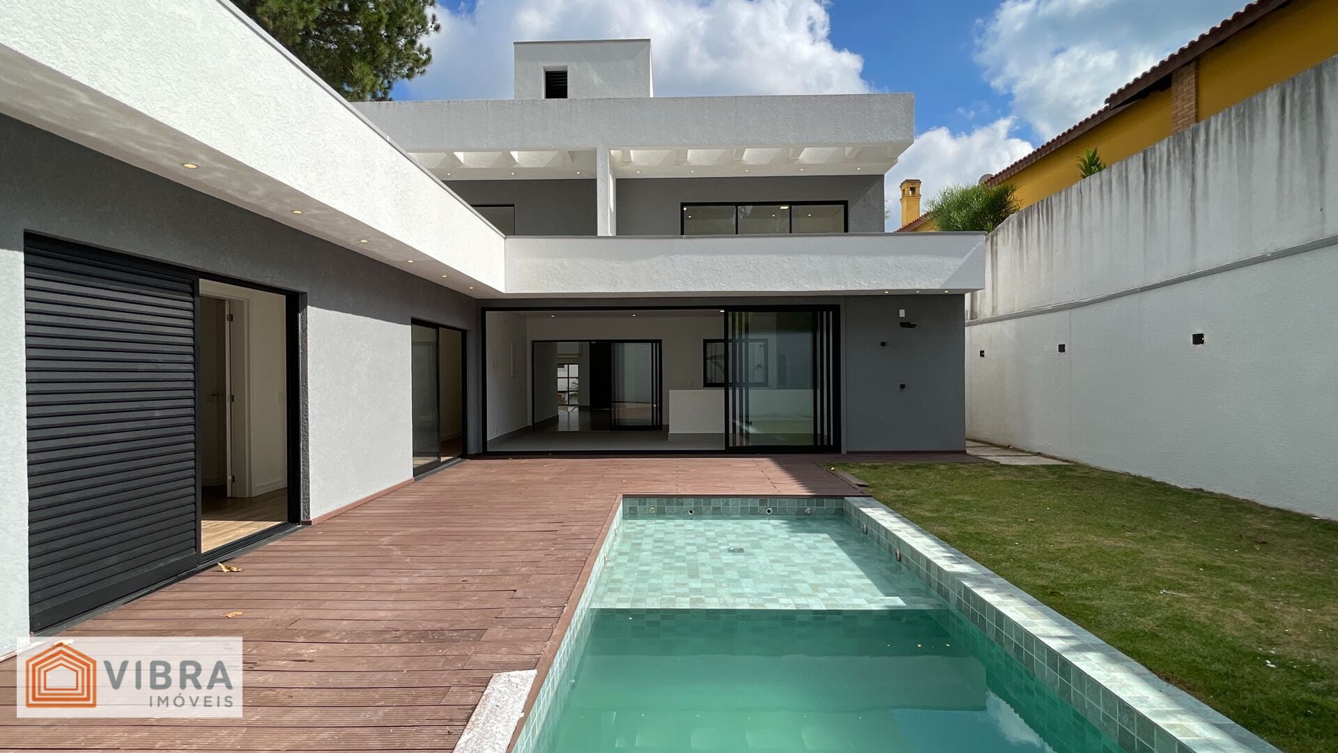 Casa SEMI TÉRREA à venda  -  Residencial Doze (Alphaville)