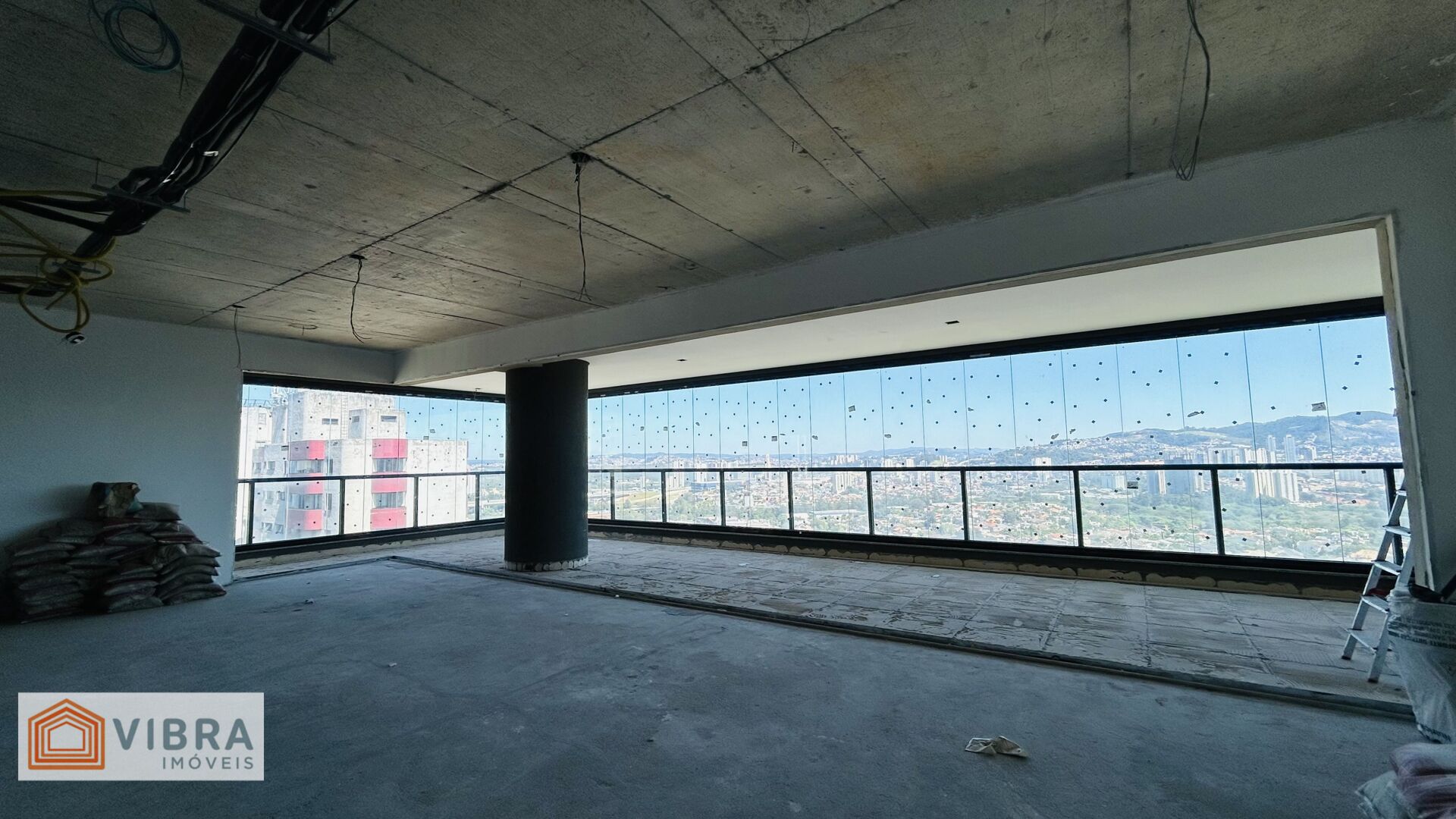Apartamento à venda no bairro Alphaville em Barueri/SP
