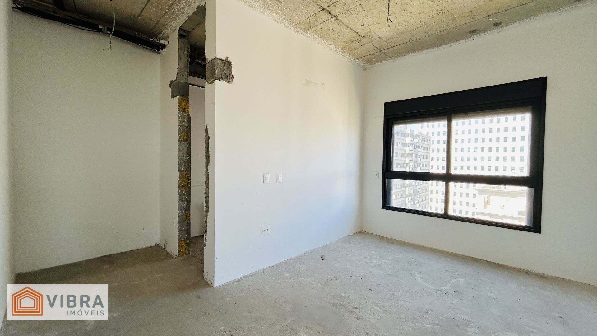 Foto 4 de Apartamento à venda no bairro Alphaville em Barueri/SP