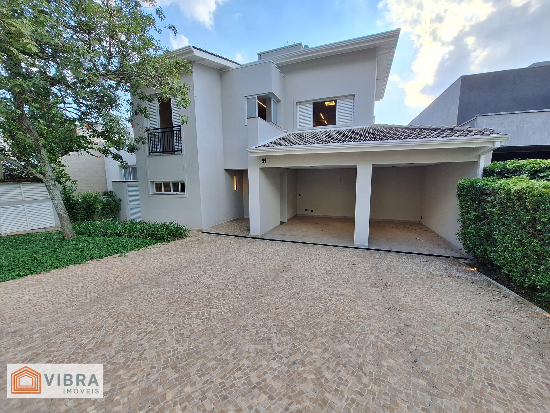 Casa à venda no bairro Alphaville em Santana de Parnaíba/SP