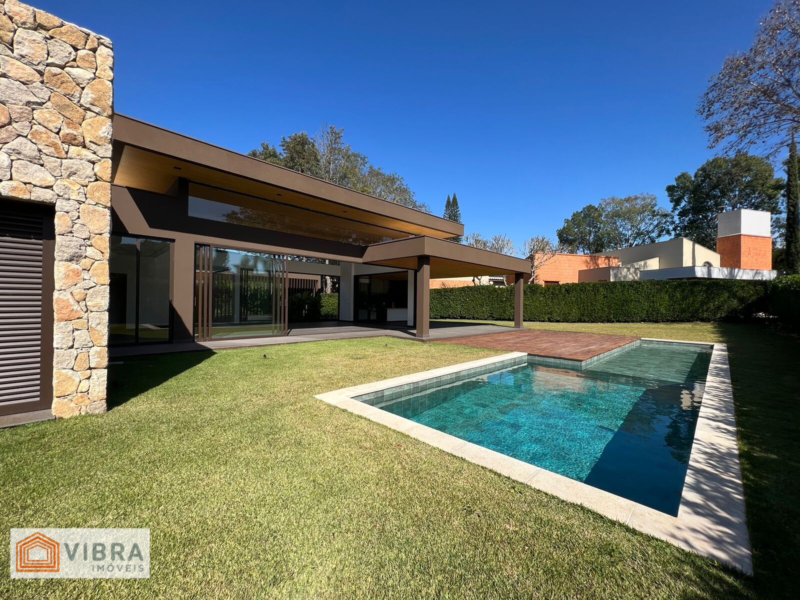 Foto 5 de Casa Alto Padrão à Venda no Condomínio Lago Azul Golfe Club