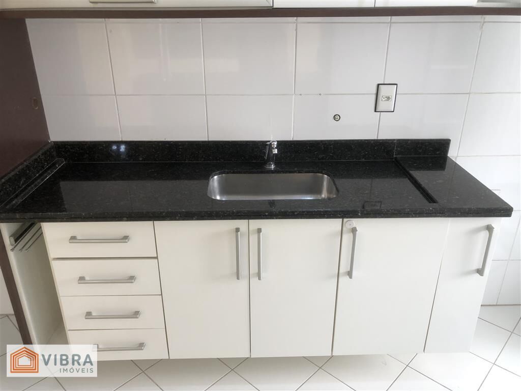 Foto 5 de Apartamento para alugar no Edifício Alphaville