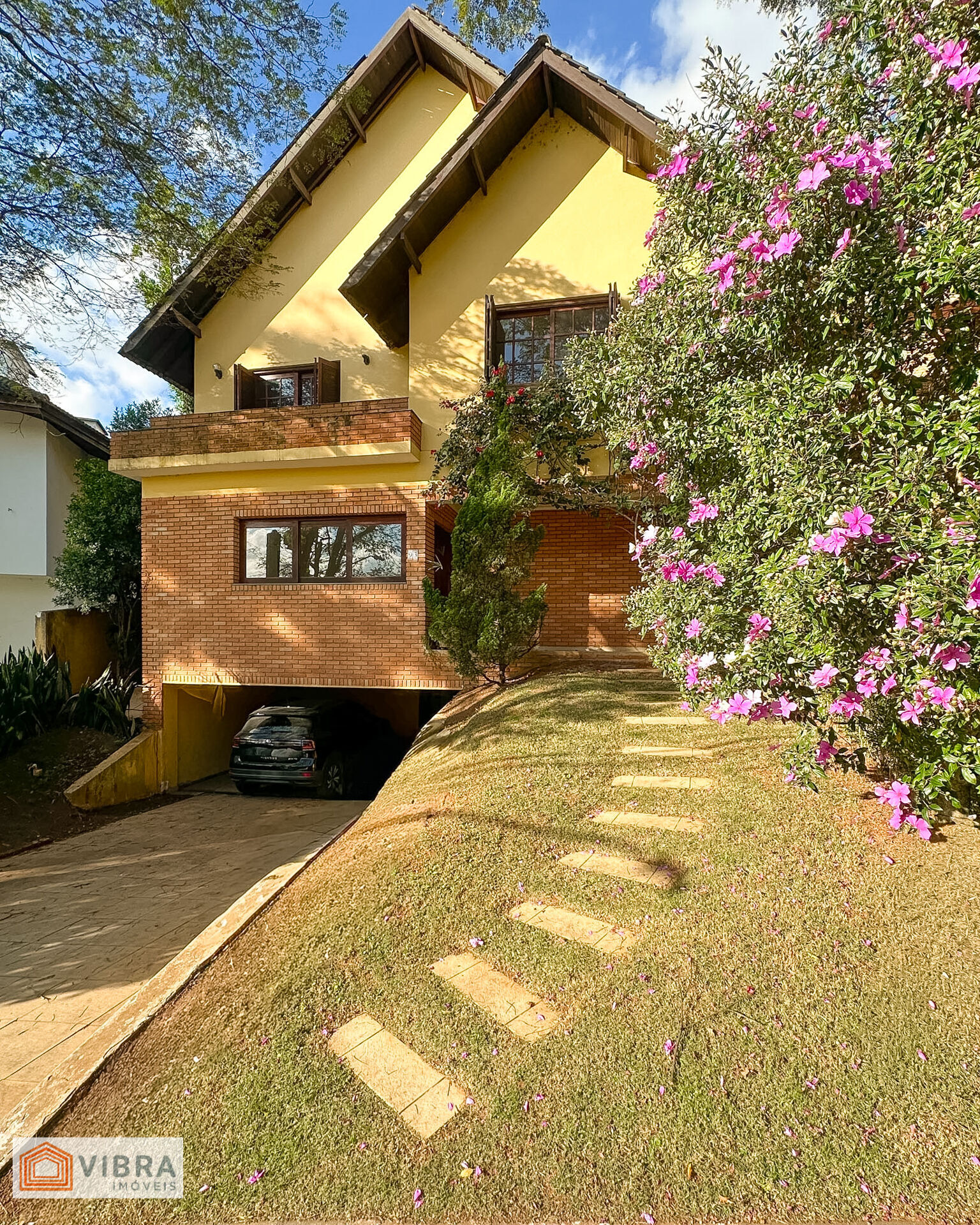 Casa à venda no bairro Alphaville em Santana de Parnaíba/SP