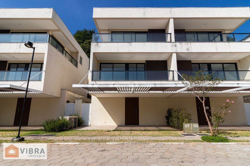 Casa à venda no bairro Residencial Onze (Alphaville) em Santana de Parnaíba/SP