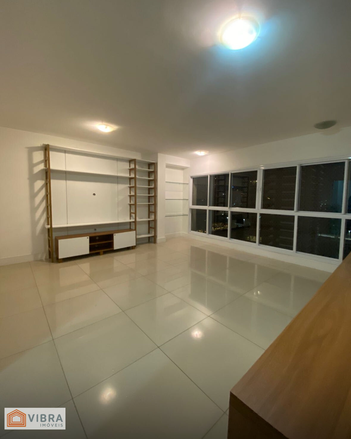 Apartamento para alugar no bairro Alphaville - Alpha Garden