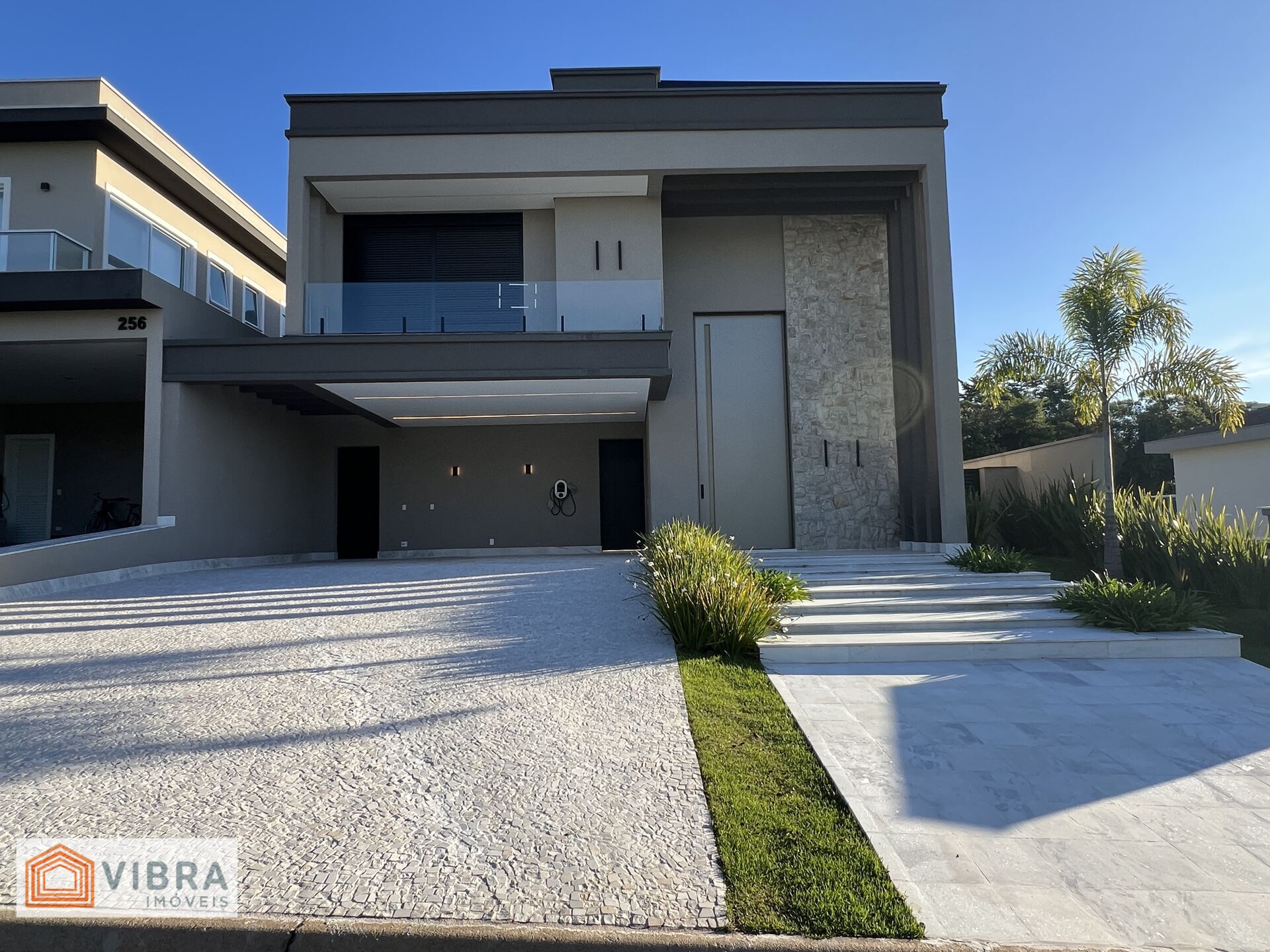 Casa à venda no bairro Alphaville em Santana de Parnaíba/SP