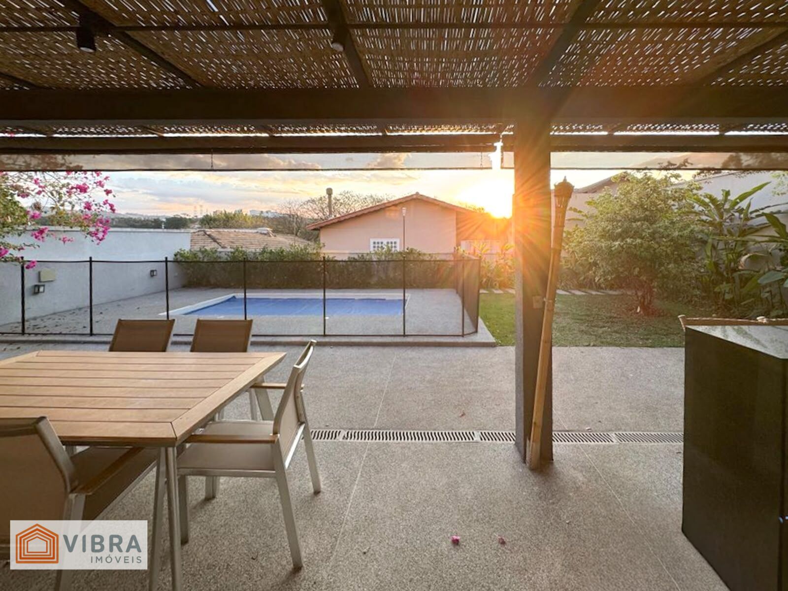 Foto 3 de Casa à venda no bairro Alphaville em Santana de Parnaíba/SP