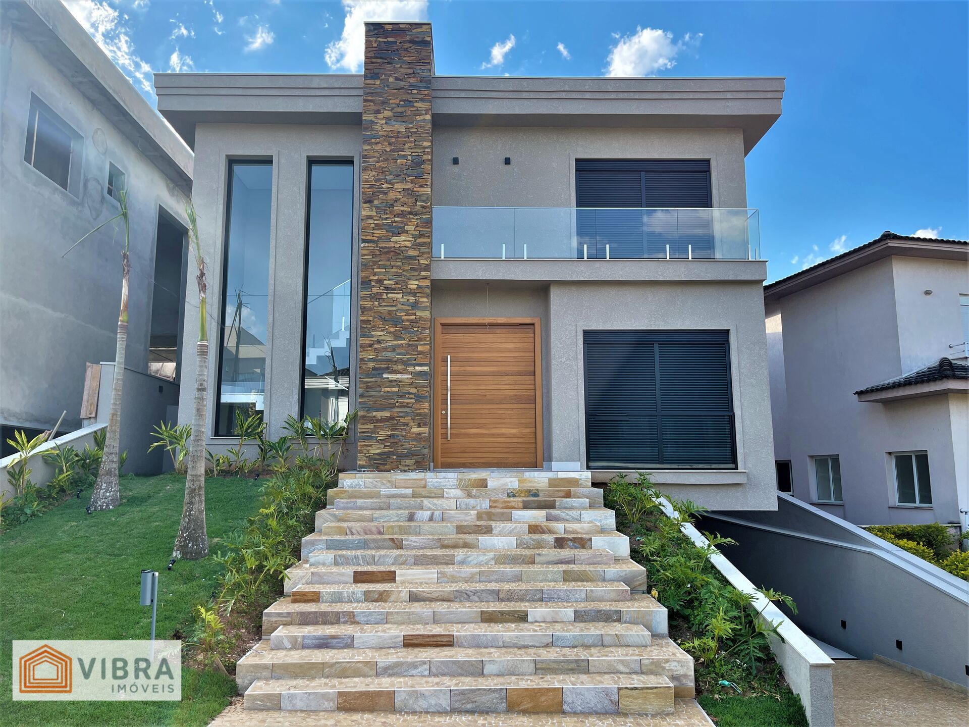 Casa Alto Padrão à Venda no Residencial Tamboré 11