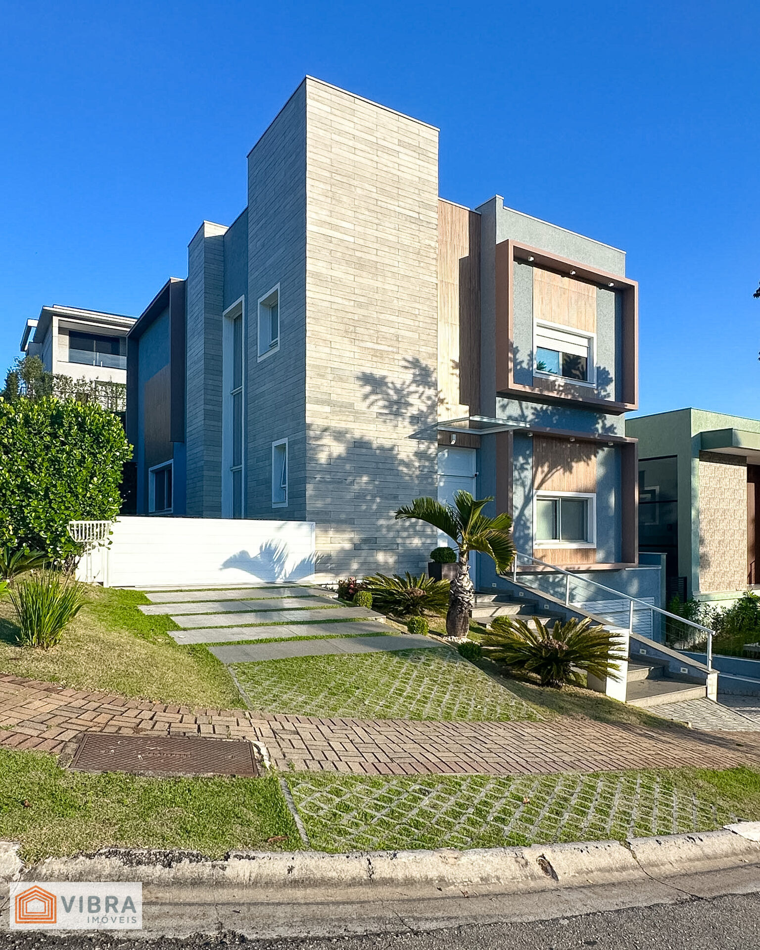 Casa à venda no bairro Alphaville em Santana de Parnaíba/SP
