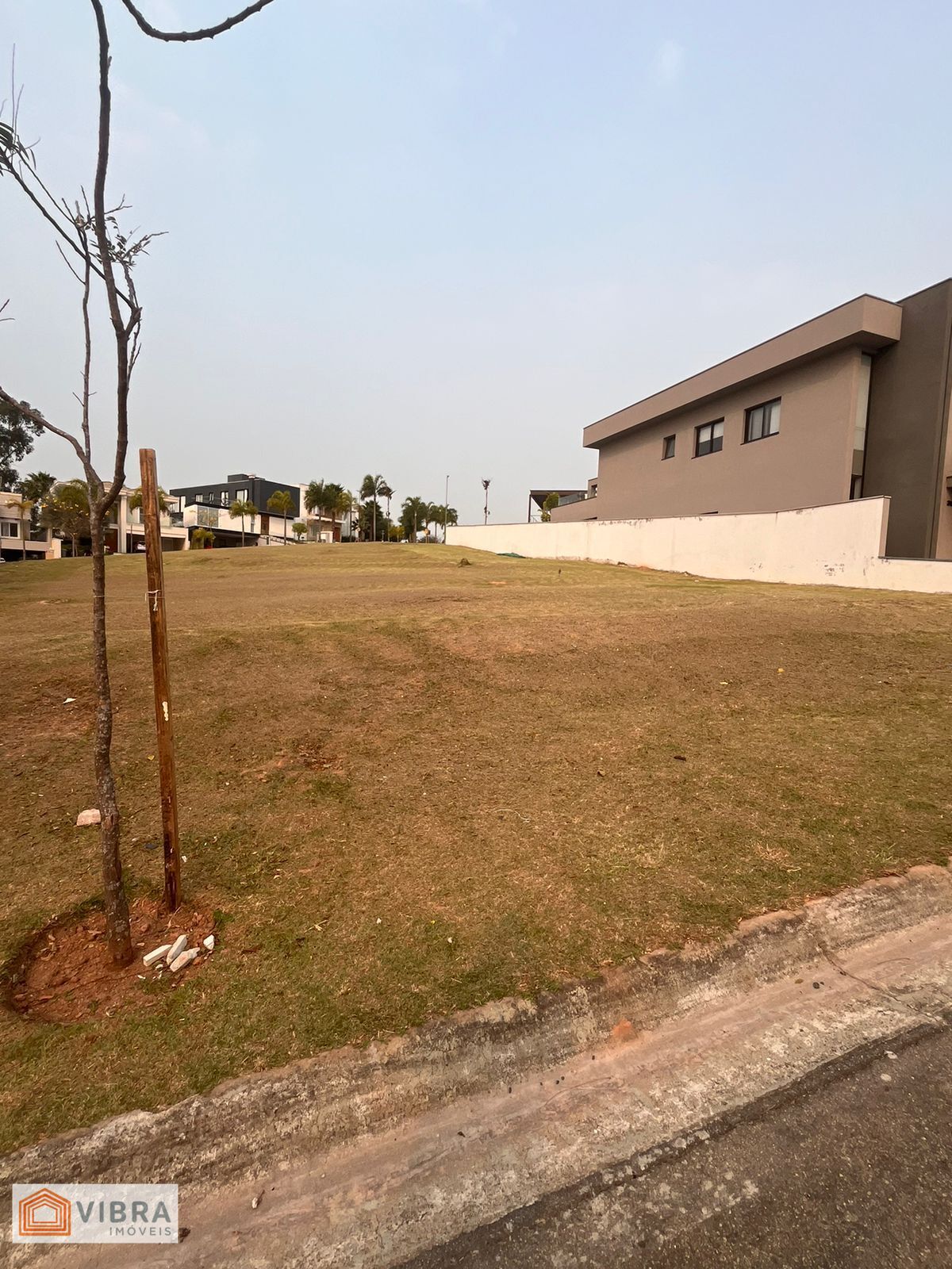 Foto 2 de Terreno à venda no bairro Alphaville em Santana de Parnaíba/SP