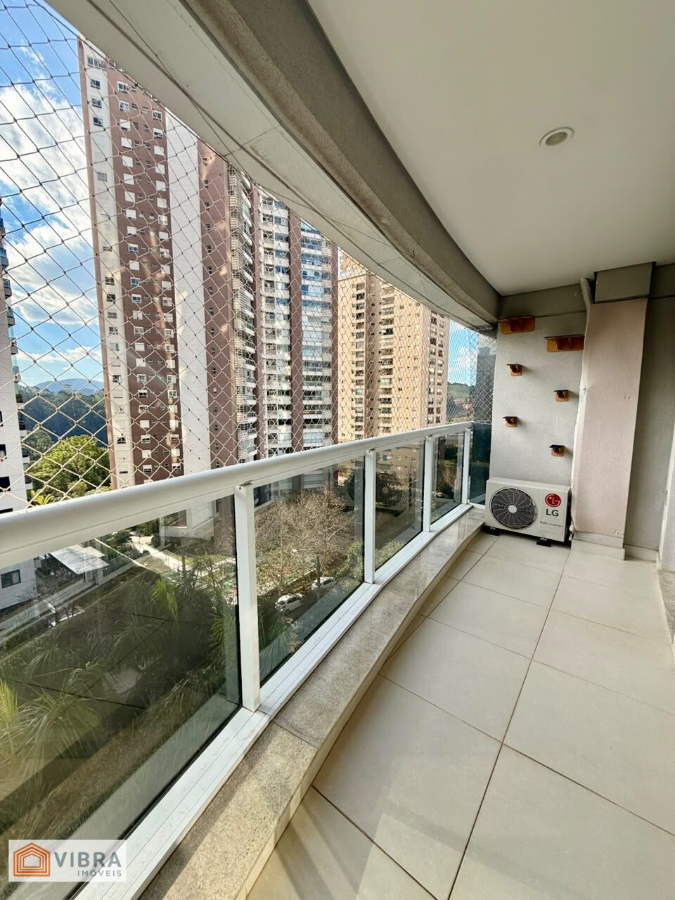 Casa à venda no bairro Alphaville em Barueri/SP