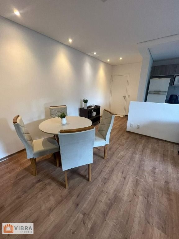 Foto 3 de Apartamento para alugar no bairro Jardim Tupanci em Barueri/SP