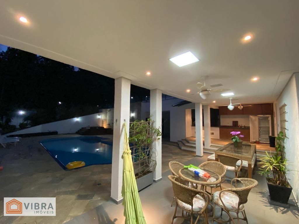 Foto 3 de Casa à venda no bairro Alphaville em Santana de Parnaíba/SP
