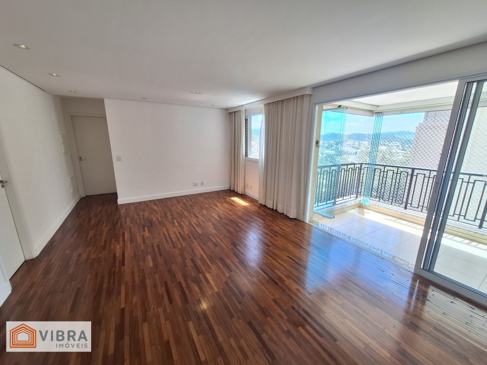 Foto 3 de Apartamento à venda no bairro Alphaville em Barueri/SP