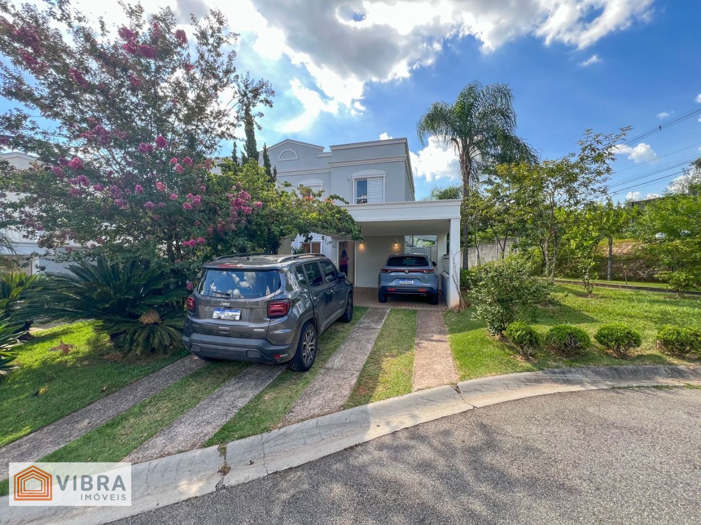 Casa à venda no bairro Alphaville em Santana de Parnaíba/SP